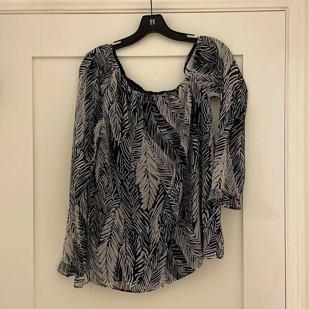 Off the shoulder chiffon blouse - stunning